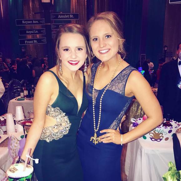 Meet your Posher, Taylor - Picture 1 of 1